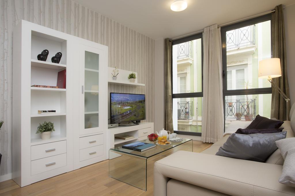 Apartment Singularstays Comedias *